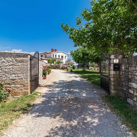 别墅 Leonardelli *